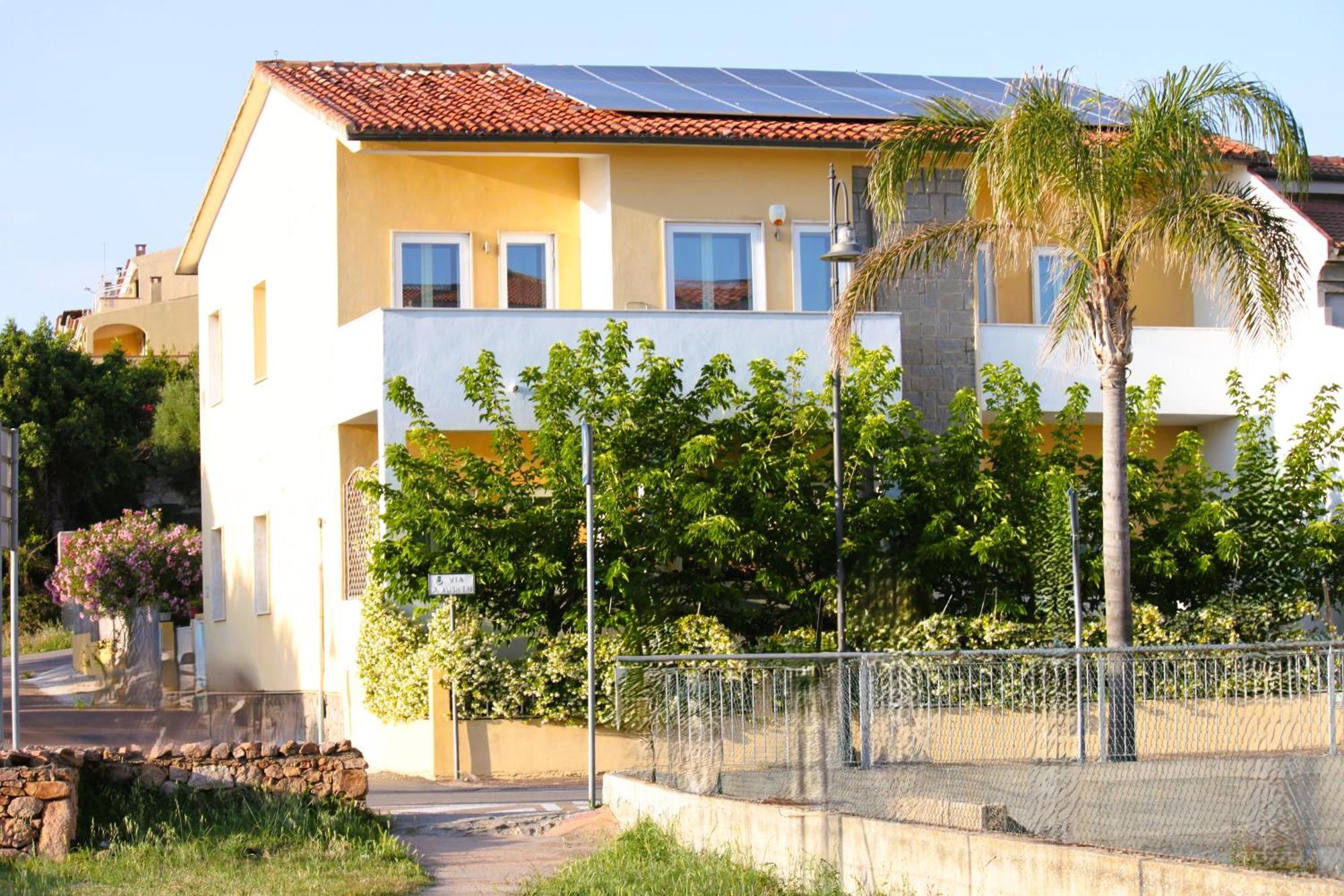 La Smeralda - Boutique Rooms And Breakfast กอลโฟอารันชี ภายนอก รูปภาพ