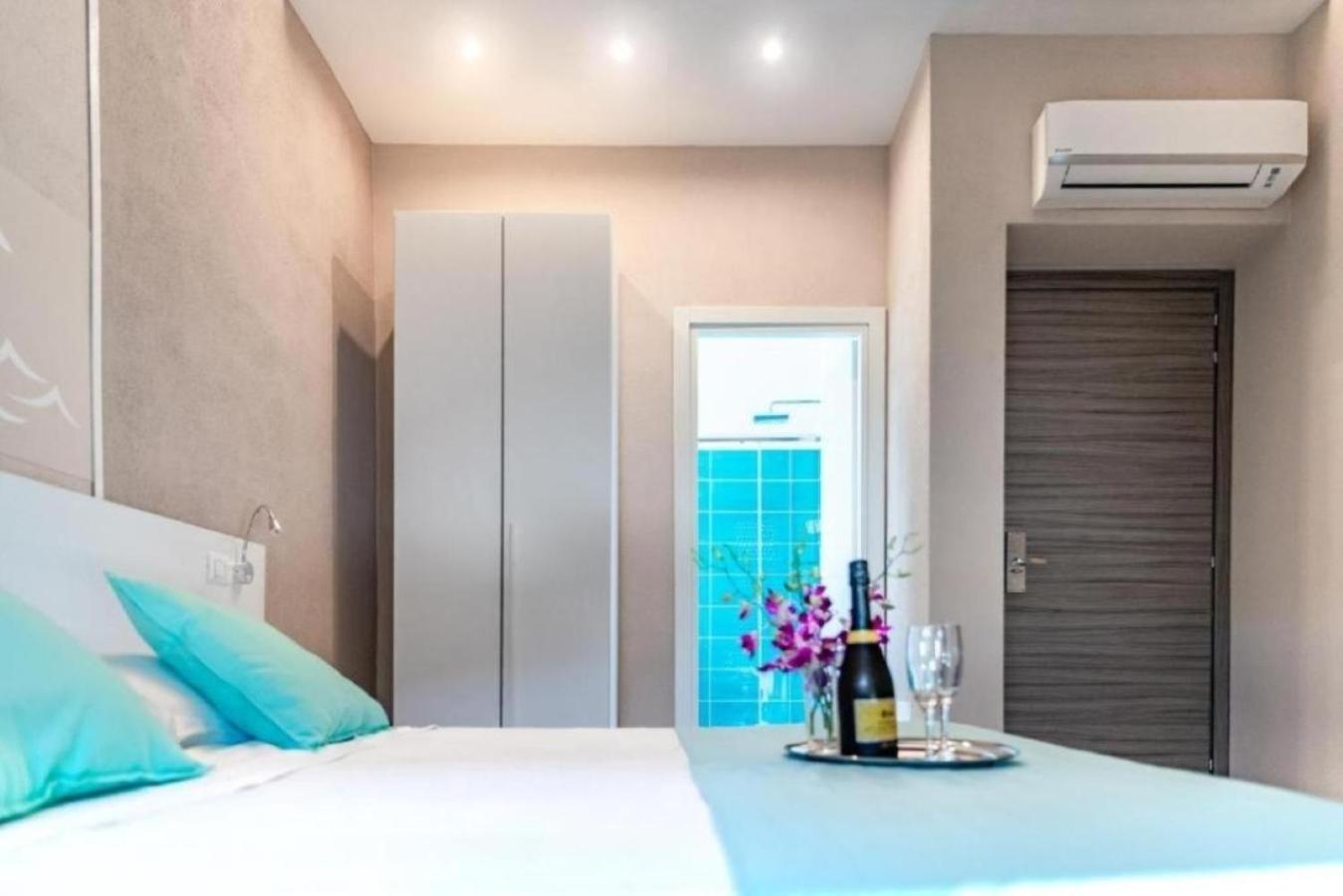 La Smeralda - Boutique Rooms And Breakfast กอลโฟอารันชี ภายนอก รูปภาพ